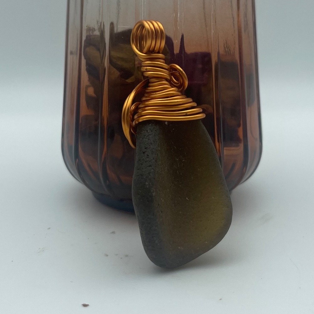 Sea‎ Glass Pendant Necklace Wire Wrapped Unique Beach Glass Jewelry vintage gold